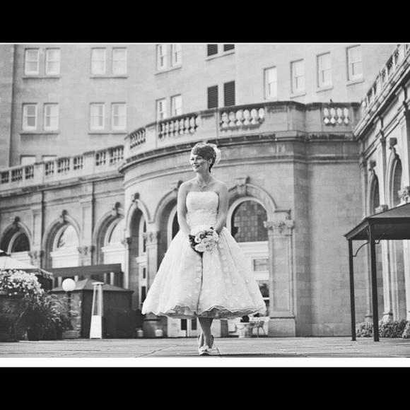 Meet your Posher, Pamela - Picture 1 of 11